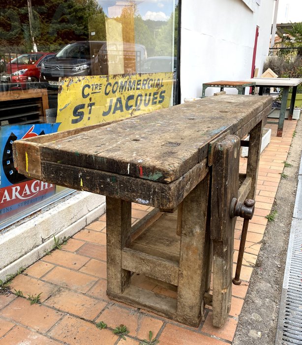 Former carpenter / cabinetmaker's workbench in solid natural wood with its wood press / 234CM - Wood - Early 20th century
