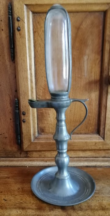Lampe horloge à huile - Étain, Verre - Fin du XIXe siècle