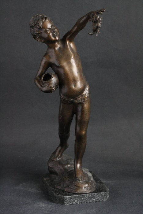 Giovanni De Martino (1870-1935) - 雕塑, 年轻的渔夫 - 黄铜色 - Early 20th century