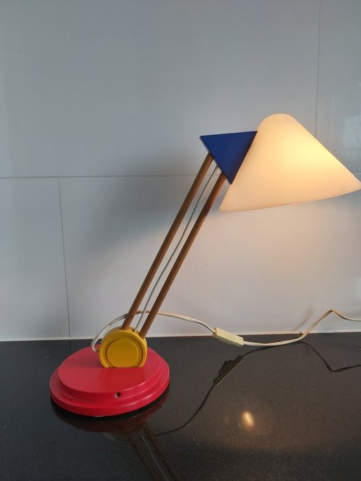 Ikea - Skrivbordslampa - Memphis Stijl ('80)