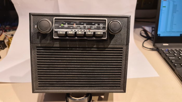 Radio del coche BMW 1602 1802 2002 E10 - Weltklang 4505 VD - Grundig - 1970-1980