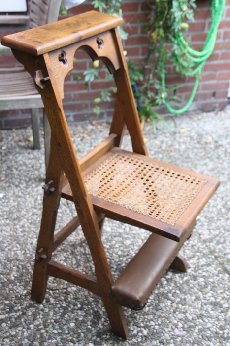 Antique prayer chair / folding chair - Wood- Oak, Webbing