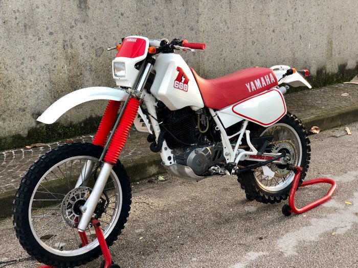 Yamaha - TT  - 600 cc - 1991