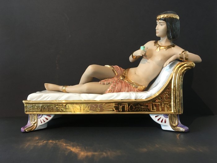 Marco Giner Porcelain - Sjælden stor halv nøgen egyptisk Cleopatra (1) - porcelæn, 24 krt guld