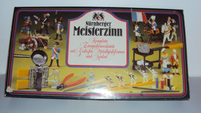 nurnberger - 微型人形 - 252/1261 - 锡兵倒箱子 meisterzinn - 1970-1979 - 德国