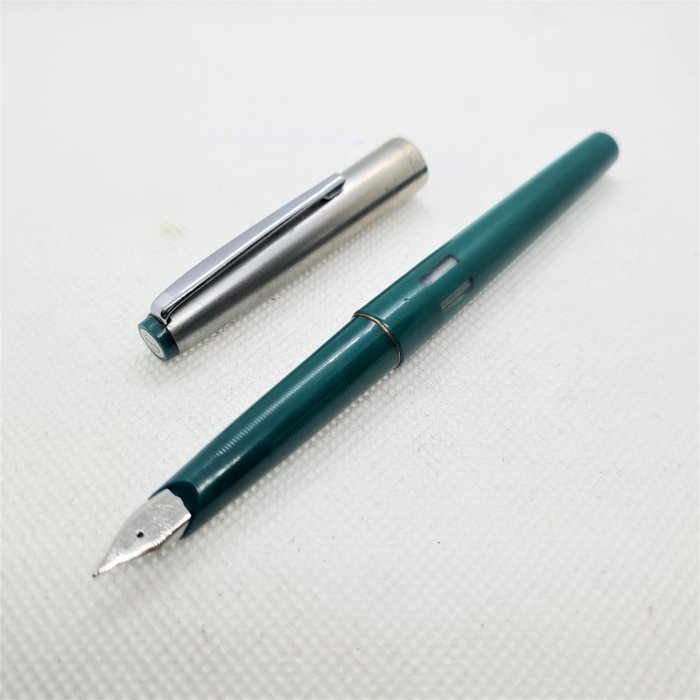 Geha - 707 - Fountain pen - stainless steel nib (F)