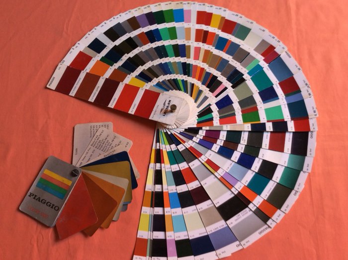 Diagramă de culori - Cartella colori ufficiali PIAGGIO. Anni 50/60/70/80 - Piaggio