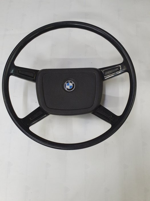 .- - BMW  2002 TII steering wheel E10 - BMW - 1970-1980