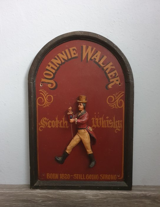 3D Johnnie Walker-Scotch Whisky Holzschild, Bilder (1) - Art Nouveau - Holz, Polyester, Glasfaser