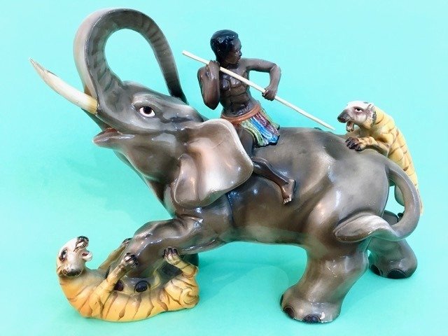 Jinete de elefante de cerámica portuguesa luchando contra tigres estatua (1) - Cerámica