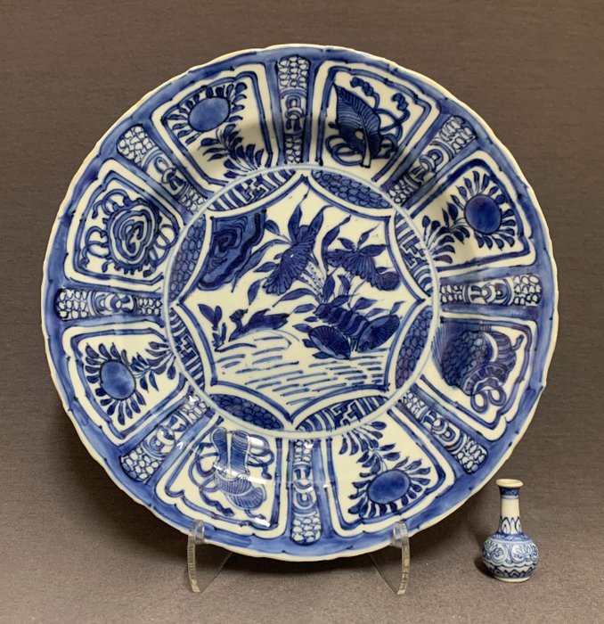 Talerz - Kraak porcelain - Porcelana - Chinese - Duck in lotus pond  - Chiny - Wanli (1573-1619)