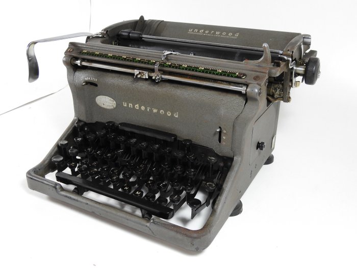 Underwood Typewriter Company  - Underwood SS - Typewriter, 1950s - Iron (cast/wrought)
