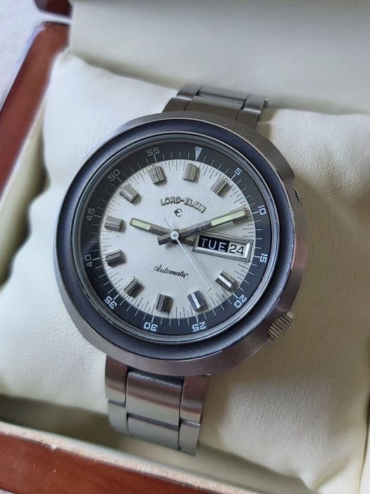Elgin Watch Company - Lord Elgin Automatic - Elgin 352 - Herre - 1960-1969