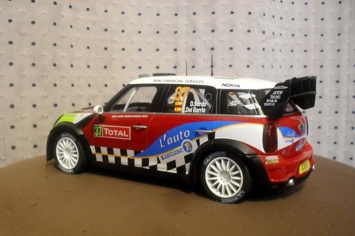 Mini John Cooper Works WRC Rally 2012 #37 1:43 Ixo/Altaya Modellauto 