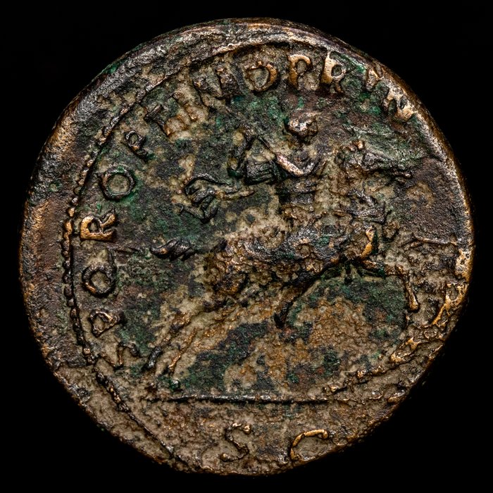 Romeinse Rijk. Trajan (98-117 n.Chr.). Orichalcum Dupondius,Rome - SPQR OPTIMO PRINCIPI / S C.Trajan on horseback over Dacian