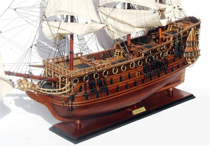 Scale ship model, HMS Prince（1670） - 木 - 20世紀下半葉