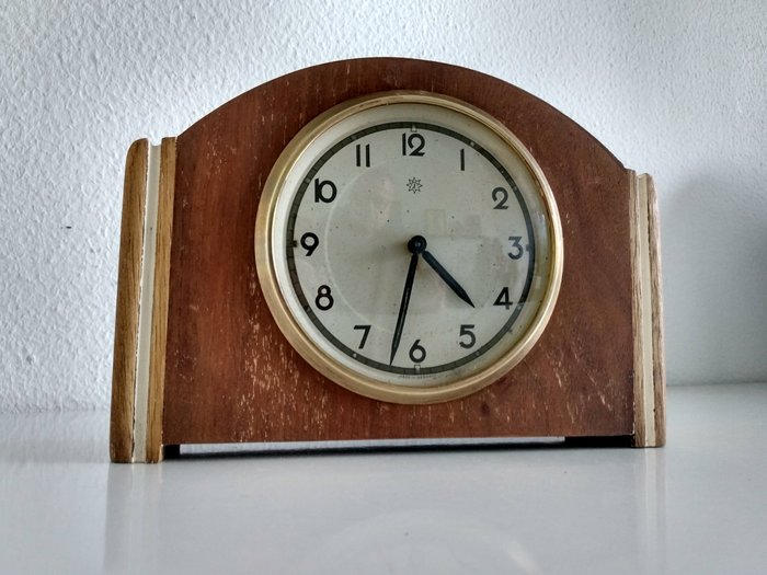 Junghans闹钟，1930年代，带有W-231机芯 - 木, 玻璃, 钢, 黄铜