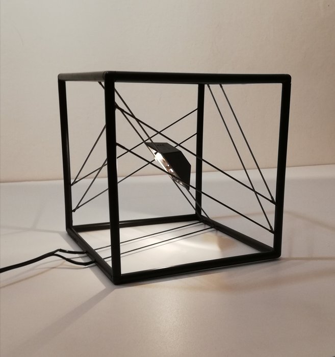 Ercole Cacciami - Design by Progress Consultant  - Lampe Kodak - Space Light