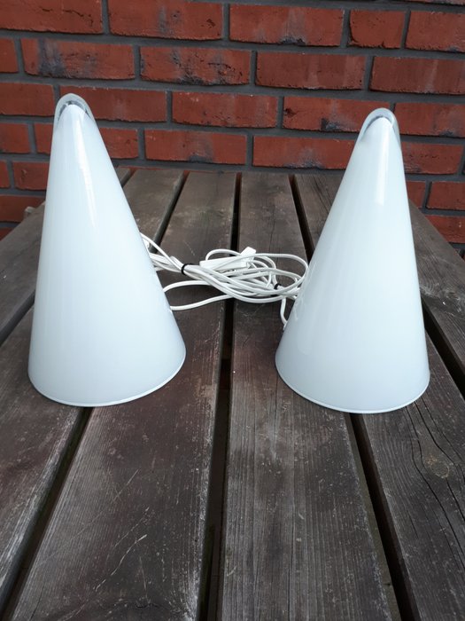 SCE - Teepee table lamp (2) - Teepee