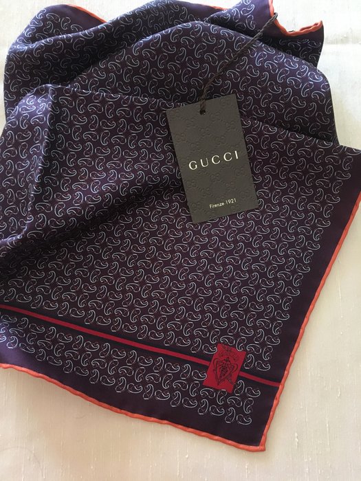Gucci Pocket handkerchief - Catawiki