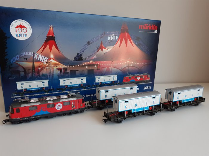 Märklin H0 - 26615 - Train set - Re 4/4 with circus train, 100 years "Circus Knie" - SBB