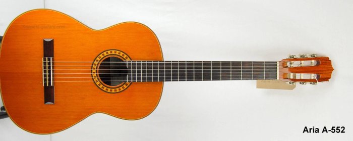 Aria - A-552 - Guitarra clássica - Japão - 1981