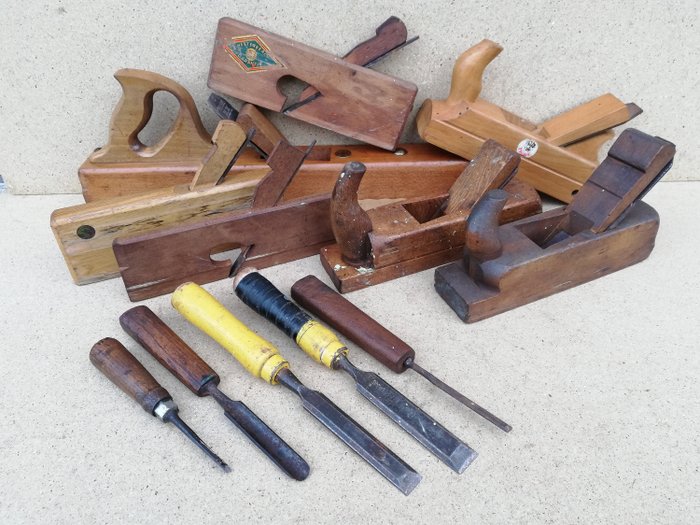 Peugeot freres, goldenberg - （部分）古董木飞机和凿子的集合 (12) - 木, 铁（铸／锻）