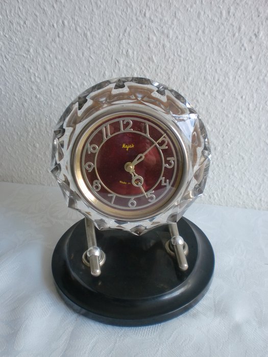 Majak - Vintage sowjetischen russischen Majak Uhr - Tischuhr (1) - Glas
