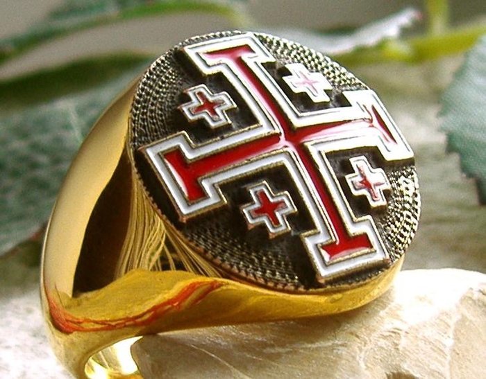 Krzyż Jerozolimski pokryty 24-karatowym złotem - Pierścionek