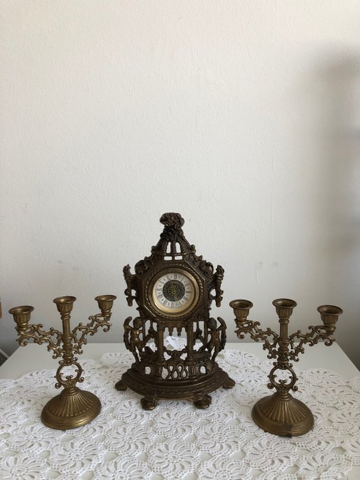 GADA - Juego de reloj GADA vintage con 2 candelabros (3) - desorden