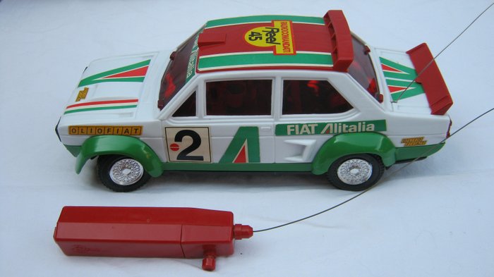Reel Reggiana Elettronica - Sport - Vettura Fiat 131 Rally Alitalia - 1970-1979 - Italia
