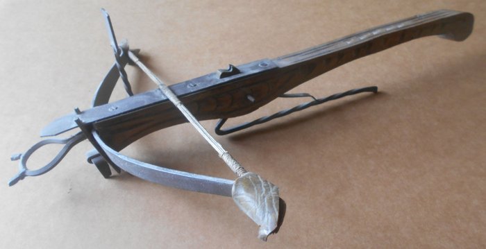 Crossbow-med - Mittelalterliche Armbrust