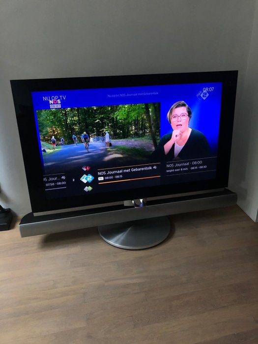 Bang & Olufsen – BeoVision 7-55 LCD televisie- TV set met speaker (soundbar)