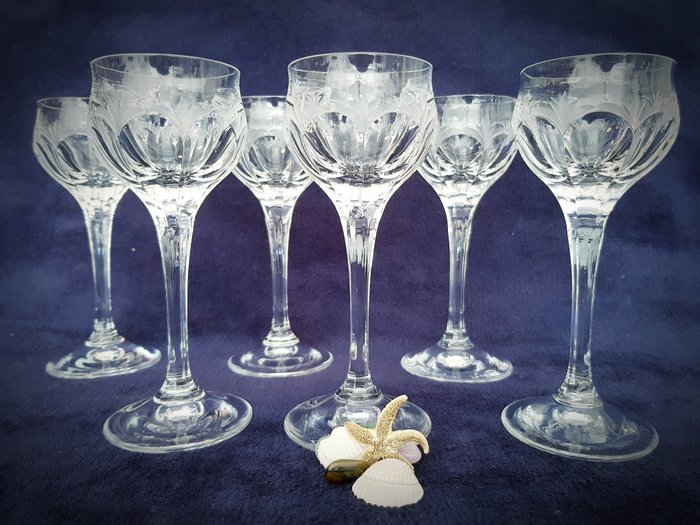 6 Stück Römer Weinglas weiß Serie Diana PEILL & PUTZLER signiert