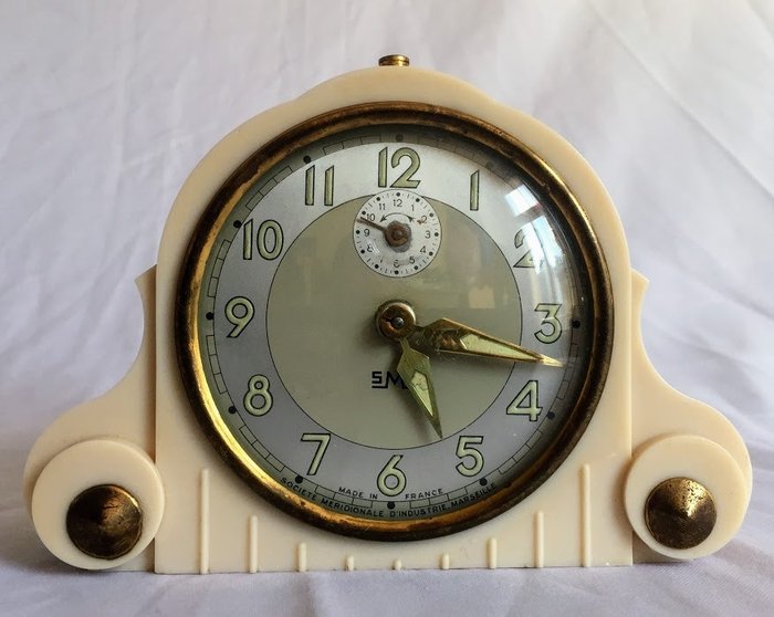 Société Méridionale d’Industrie - France - SMI品牌的裝飾藝術風格的象牙木電木老式50年代機械鬧鐘-法國 (1) - 藝術裝飾 - 膠木, 黃銅
