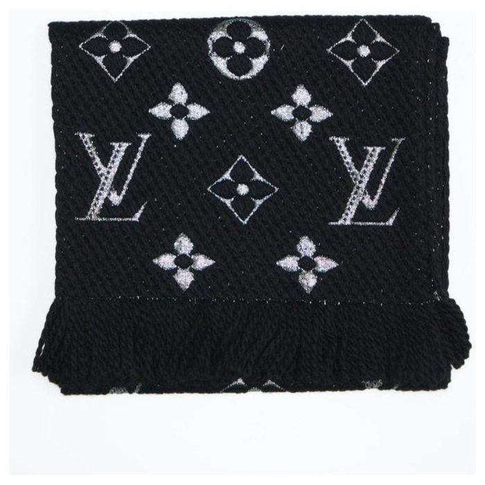 Louis Vuitton Classical Monogram Scarf Black Silk ref.48694 - Joli Closet