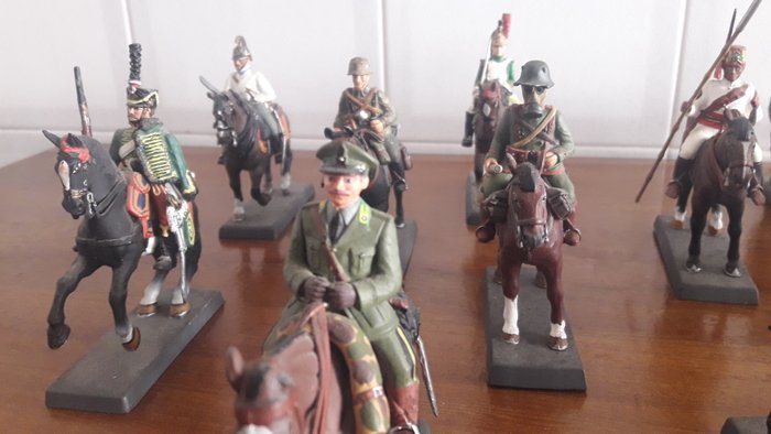 De Agostini  - Spielzeugsoldaten führen - 1920-1929 - Italien