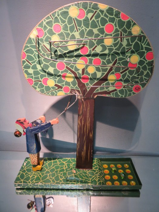 LJM - apple tree game le pommier - 1920-1929 - France