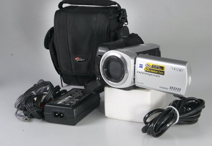 Sony Handycam DCR-SR36