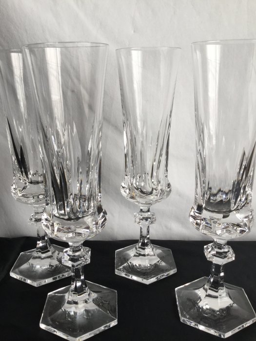 Villeroy Boch - Cuatro copas de flauta de champán de cristal transparente bellamente talladas - De primera calidad!