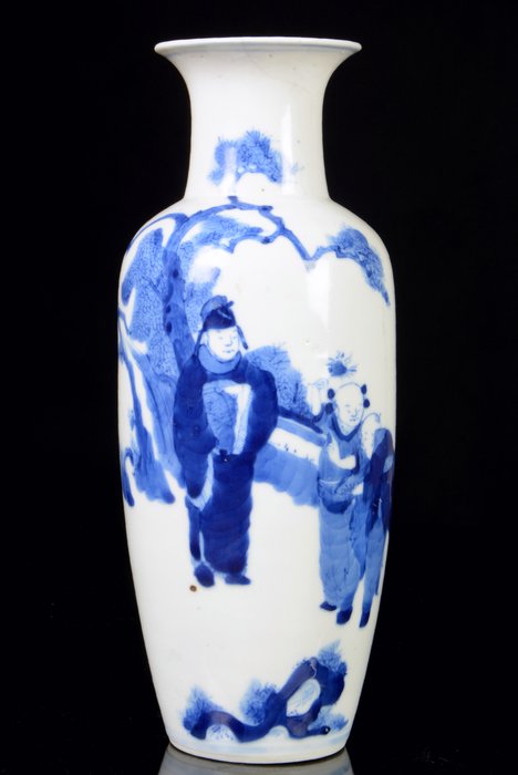 Chinese vase marked Kangxi but later - Blue and white - Porcelain - Mandarins and pine trees - China - 19th century