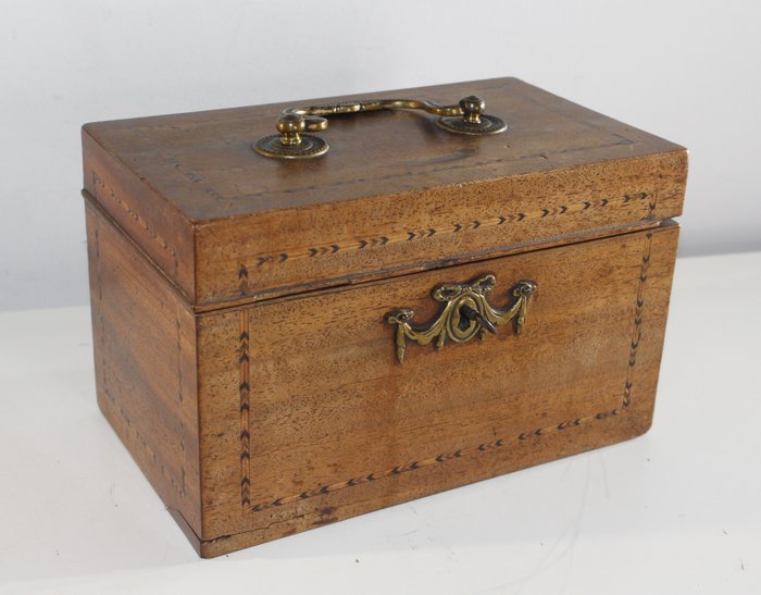 古董茶盒 - 木