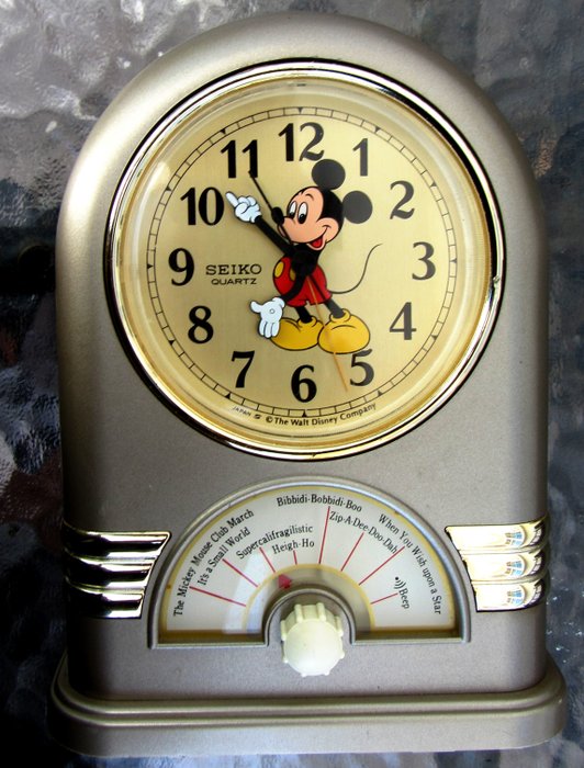 Walt Disney Seiko Seven Tune Musical Alarm Clock