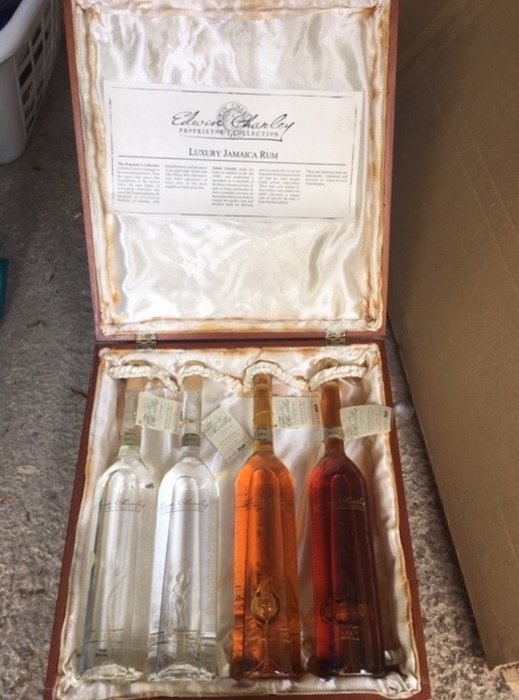 Appleton - Edwin Charley - The Proprietor's Collection - Not visible, but circa 70cl - 4 botellas