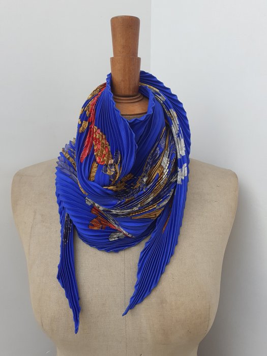 hermes pleated scarf