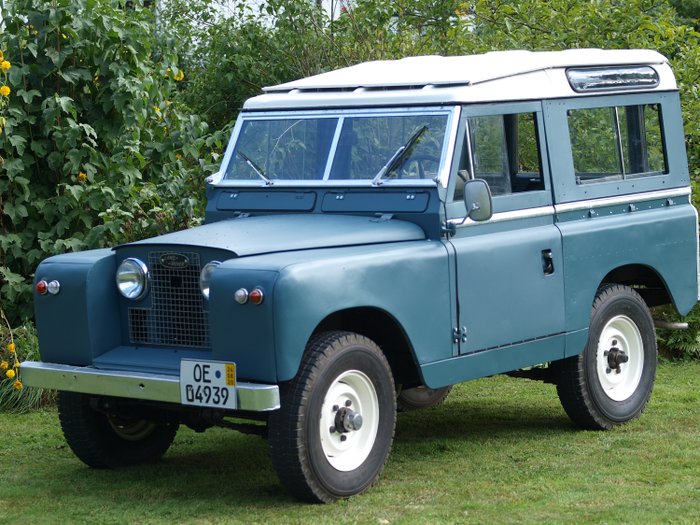 Land Rover - 88 Serie II Petrol engine - 1959