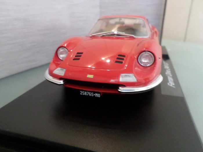 Image 2 of Model Car Group - 1:18 - Ferrari Dino 246 GT ///