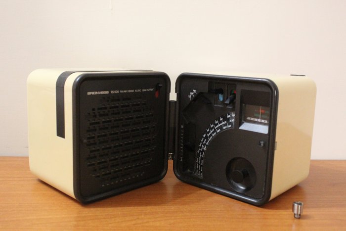 Brionvega - TS 505 A - Bärbar radio