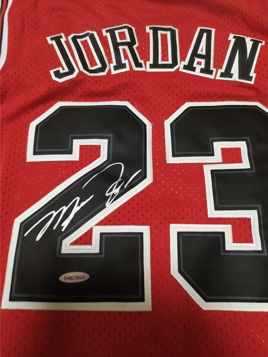 Michael Jordan Signed Jersey Numbers #23 Finals Display Upper Deck UDA COA  - Sports Memorabilia at 's Sports Collectibles Store