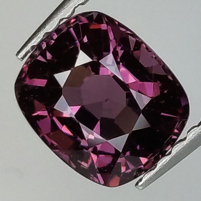 Pink Spinel - 1.40 ct